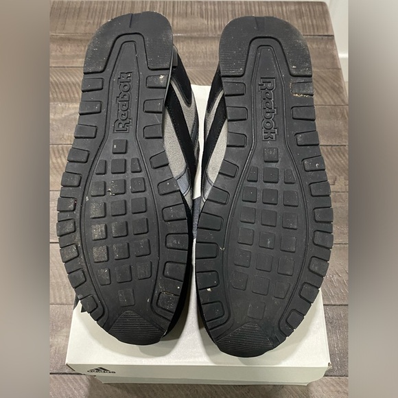 Men's Reebok Classic Harman Run Lifestyle Shoes 30115MWR Black / Gray size 11 - Picture 3 of 6